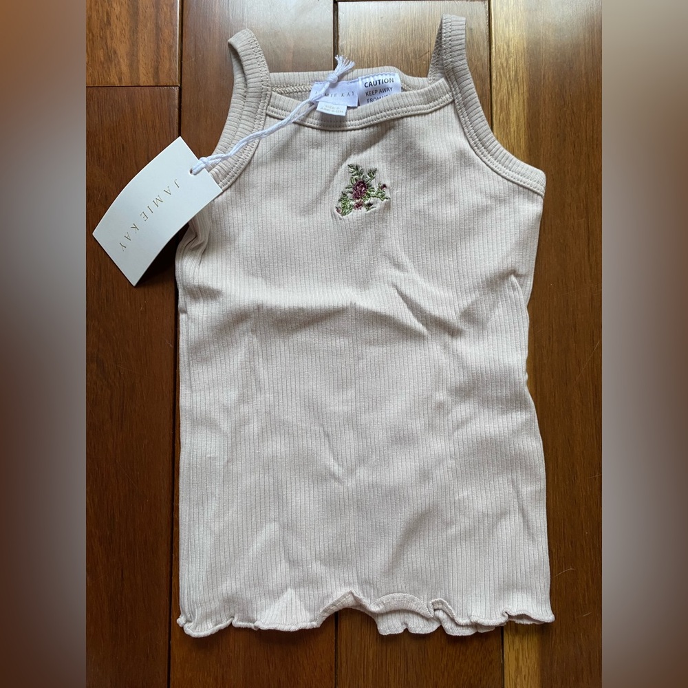 Jamie kay singlet